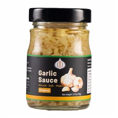 Quais temperos combinam bem com o molho picante de alho e pimenta?